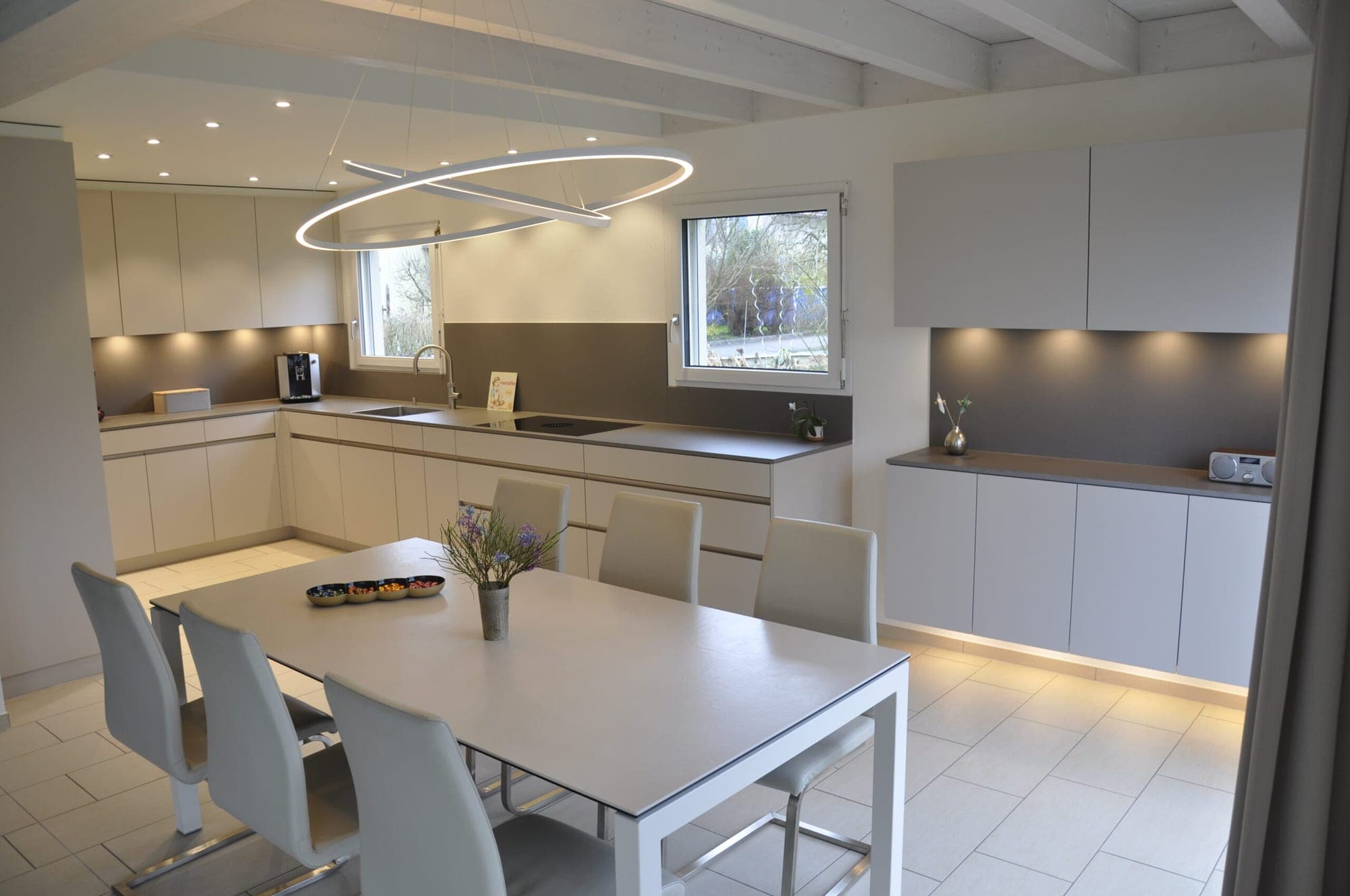 EFH Winterthur – MDF matt & Eiche Artisan